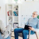 5 Ways to tell that you should quit couples counseling professional psychotherapy male psychologist havin 5h57zea