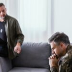 psychotherapist talking with a client qhffscn